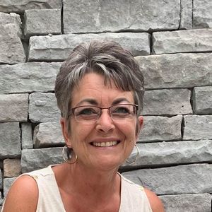 Meet your Posher, Lori